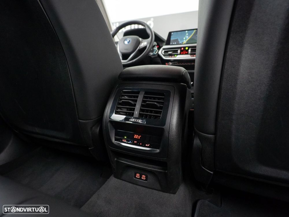 BMW X3 30 e xDrive - 38