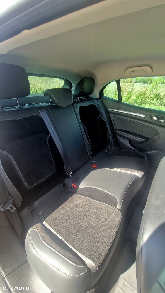 Renault Megane 1.3 TCe FAP GT Line EDC - 11