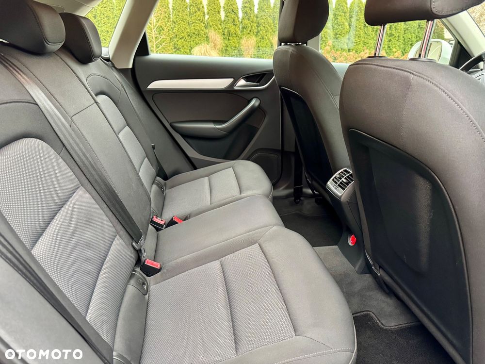 Audi Q3 2.0 TDI Design - 24