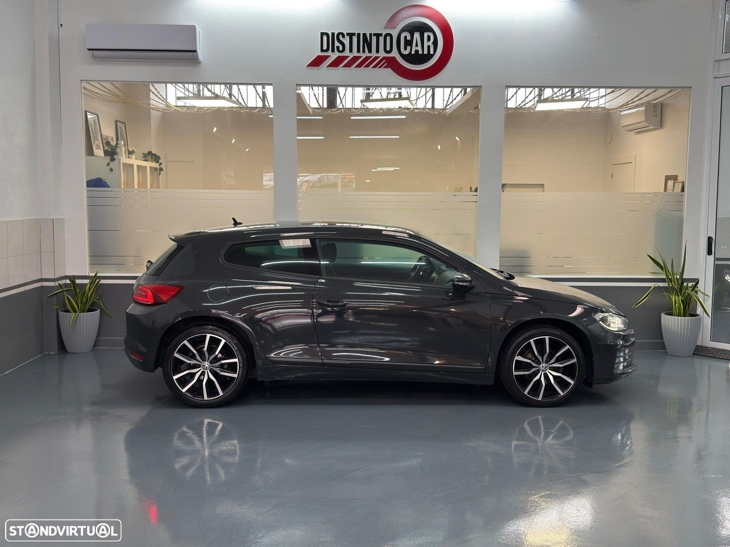 VW Scirocco 2.0 TDI Sport DSG - 6