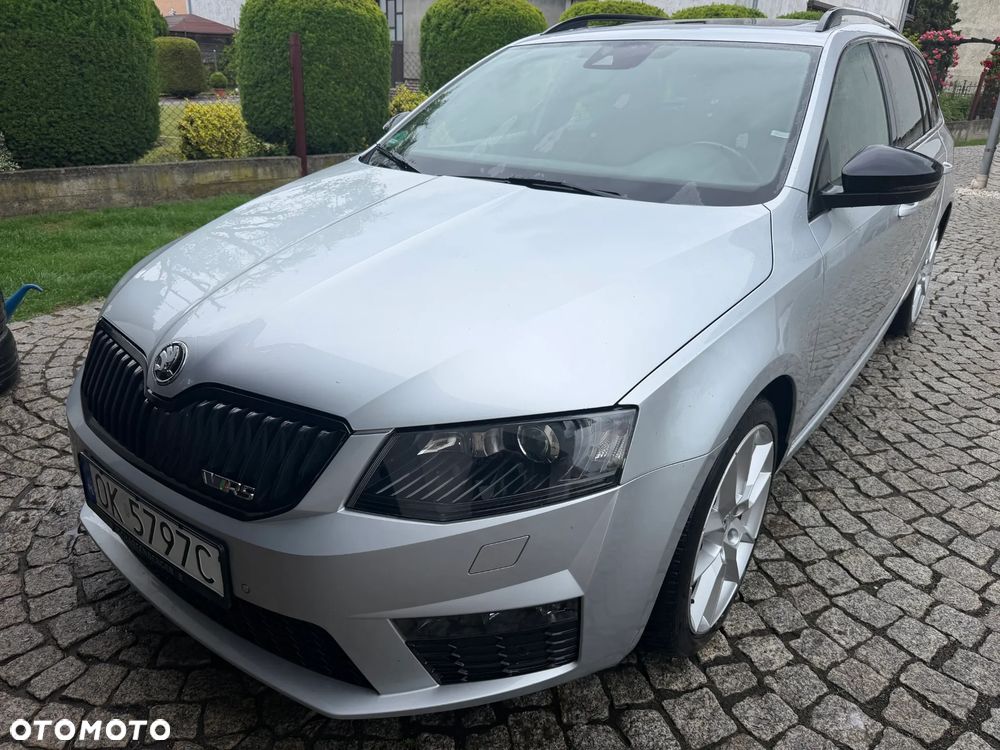 Skoda Octavia 2.0 TDI RS DSG - 3
