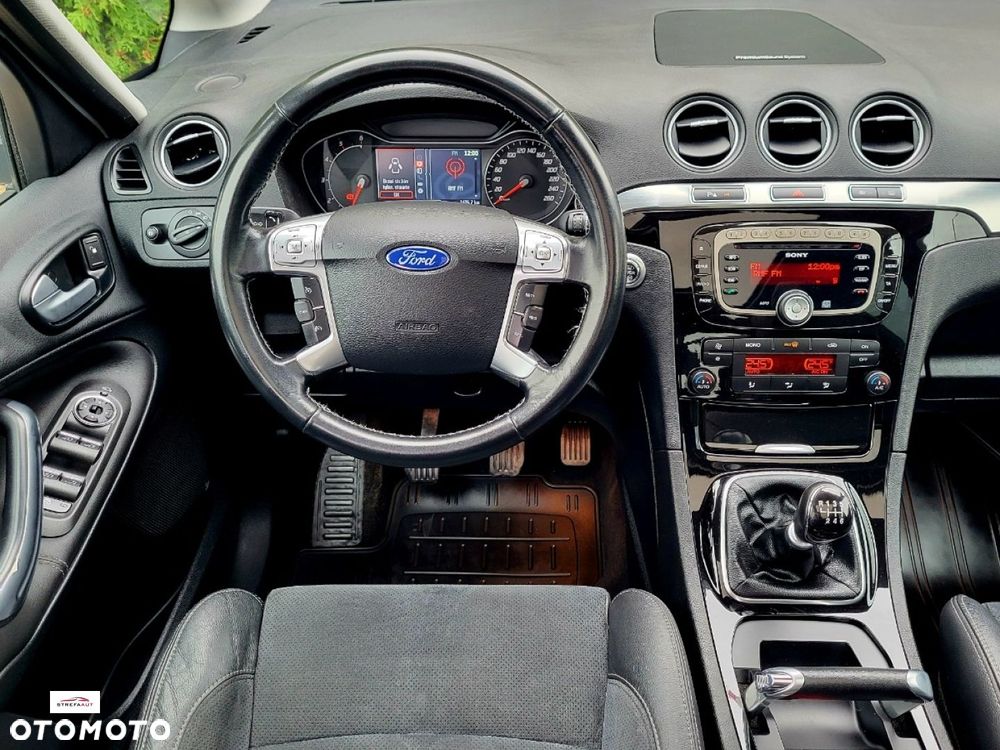 Ford S-Max - 29