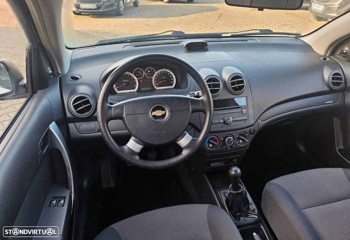Chevrolet Aveo 1.2 LS - 6