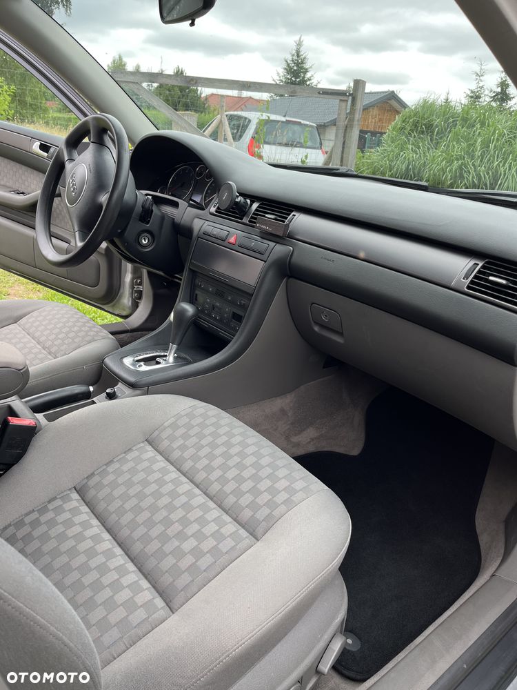 Audi A6 Avant 2.0 Multitronic - 9