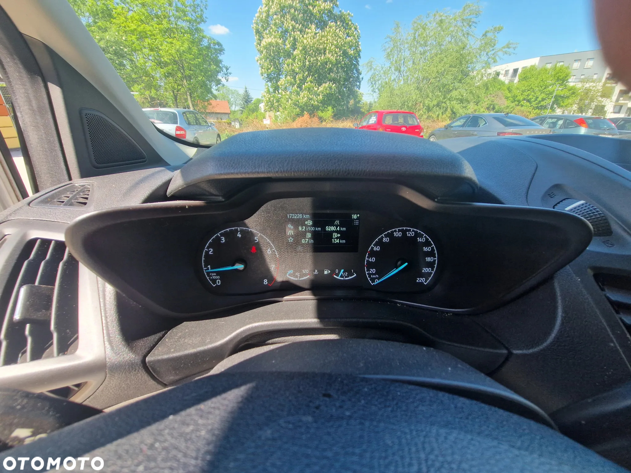 Ford Transit Connect - 9
