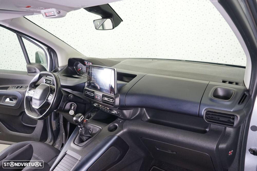 Peugeot Rifter 1.2 PureTech Allure - 17