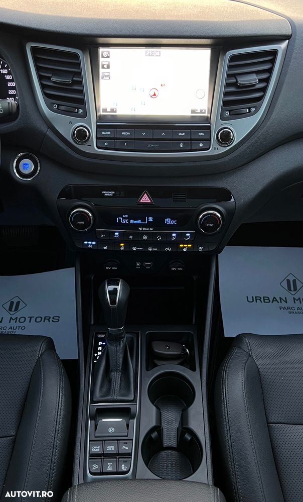 Hyundai Tucson 2.0 CRDI 4WD Automatik Premium - 17