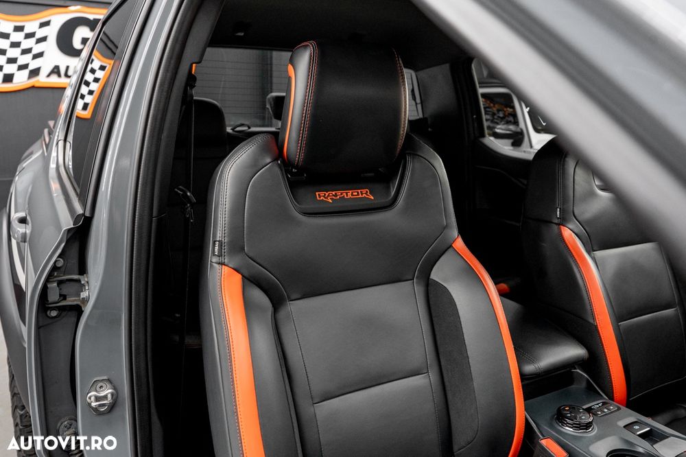 Ford Raptor - 14