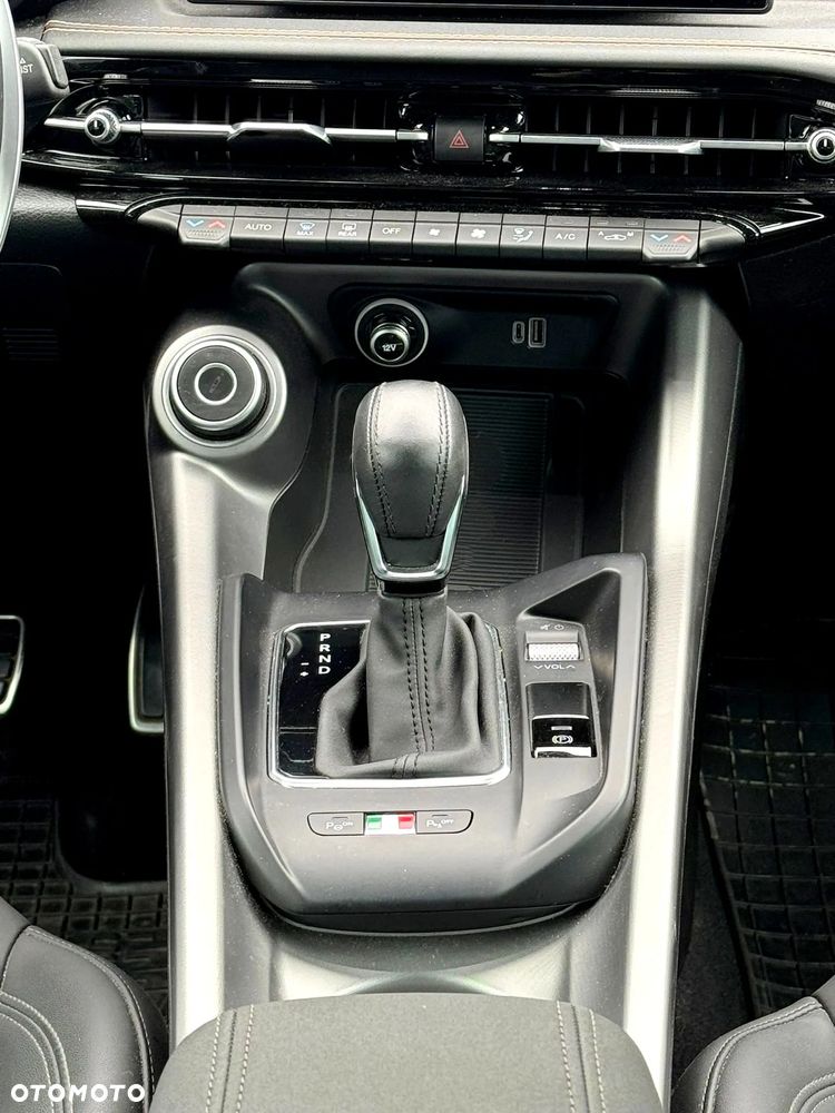 Alfa Romeo Tonale 1.5 T4 GSE mHEV Veloce DCT - 13