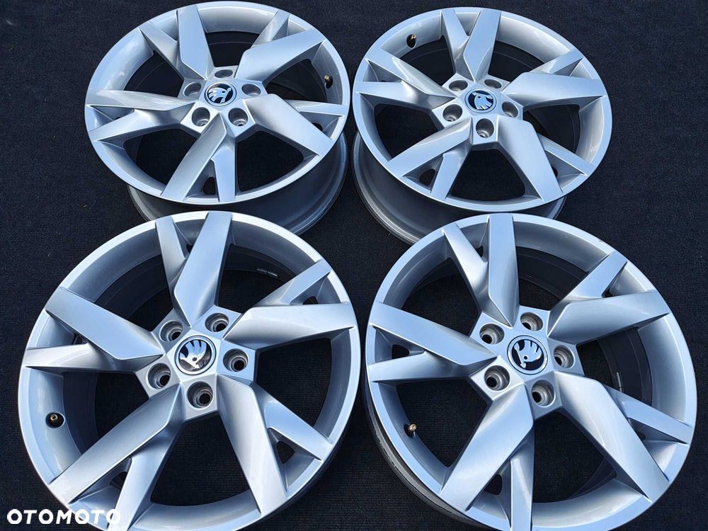 Felgi Aluminiowe 17 5x112 Skoda Octavia Karoq Yeti - 15