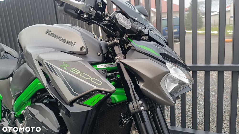 Kawasaki Z 900 - 10