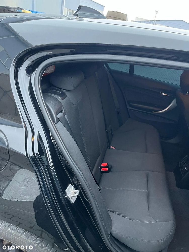 BMW Seria 1 116d - 10