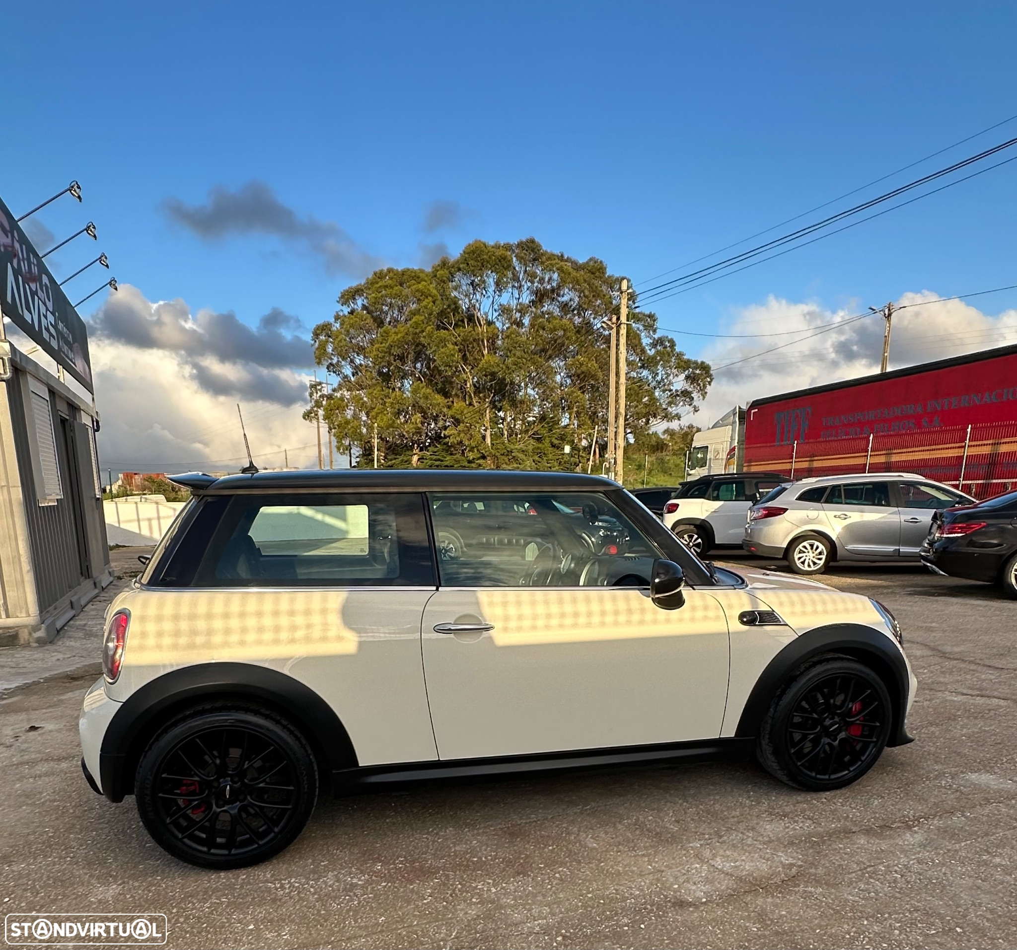 MINI 3 Portas John Cooper Works - 6