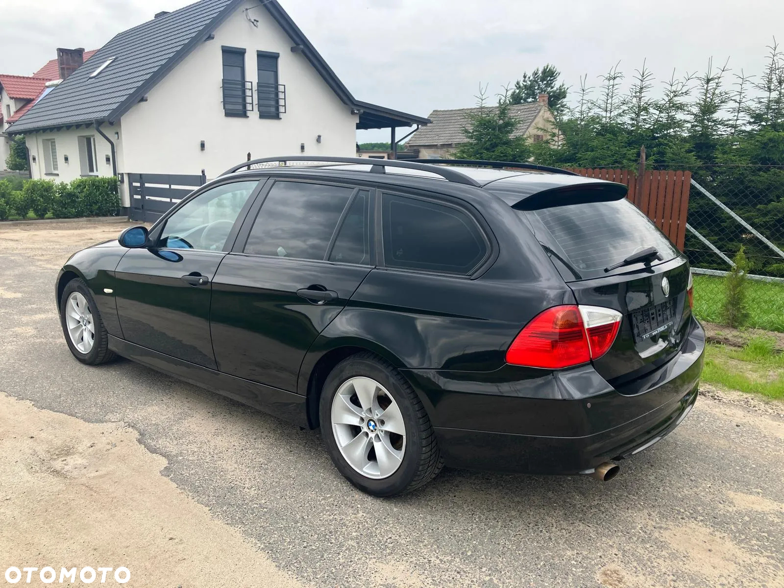 BMW Seria 3 320i Touring - 3