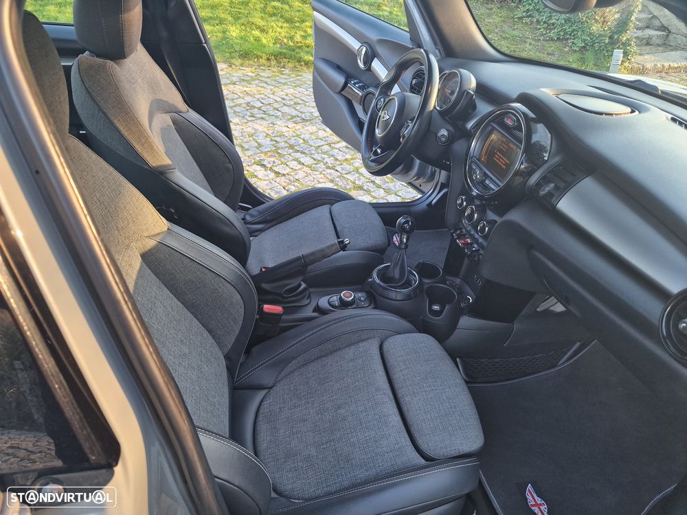 MINI 5 Portas Cooper D - 6