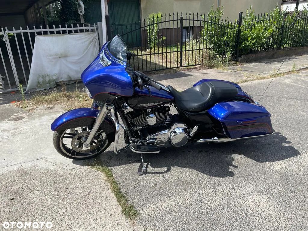 Harley-Davidson Touring Street Glide - 1