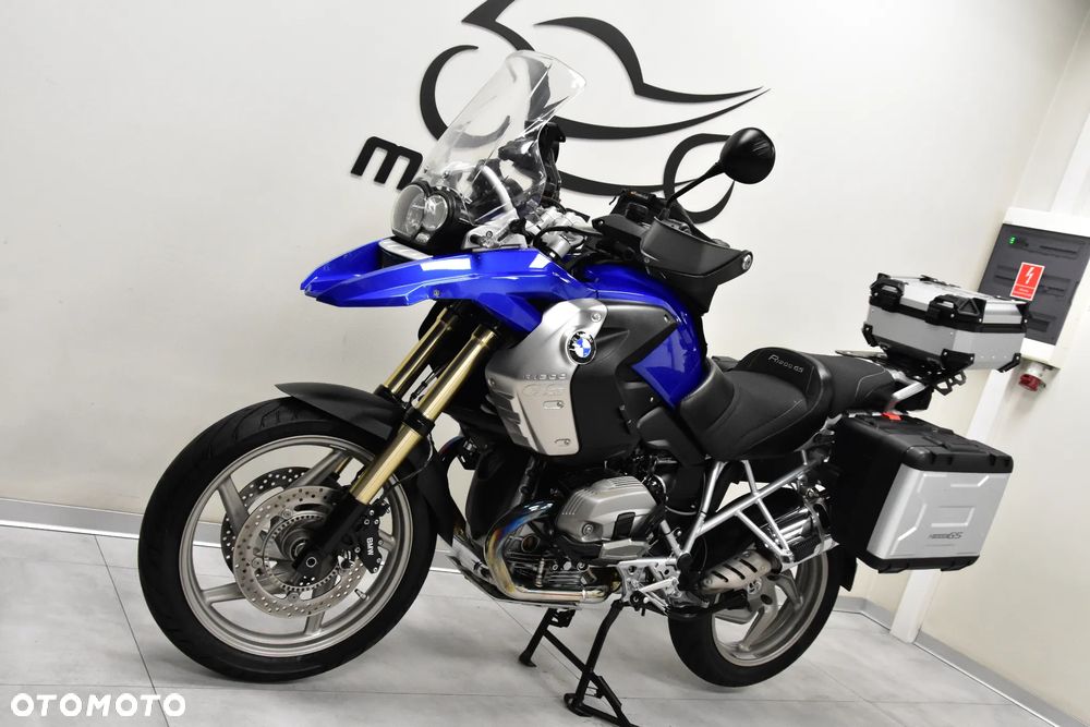 BMW R - 8