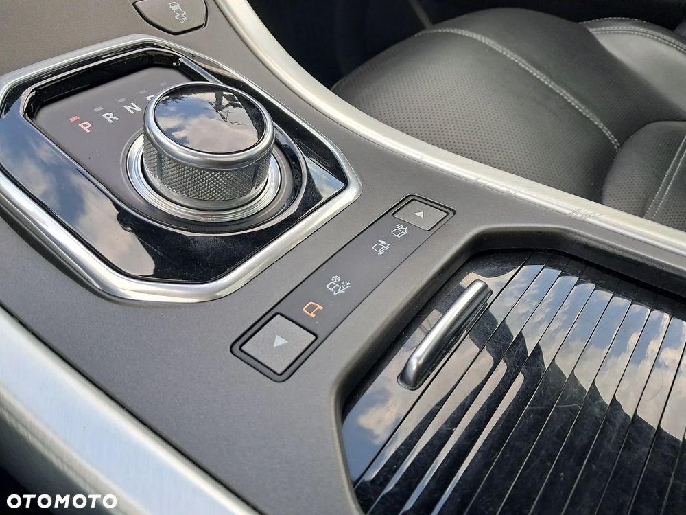 Land Rover Range Rover Evoque - 10