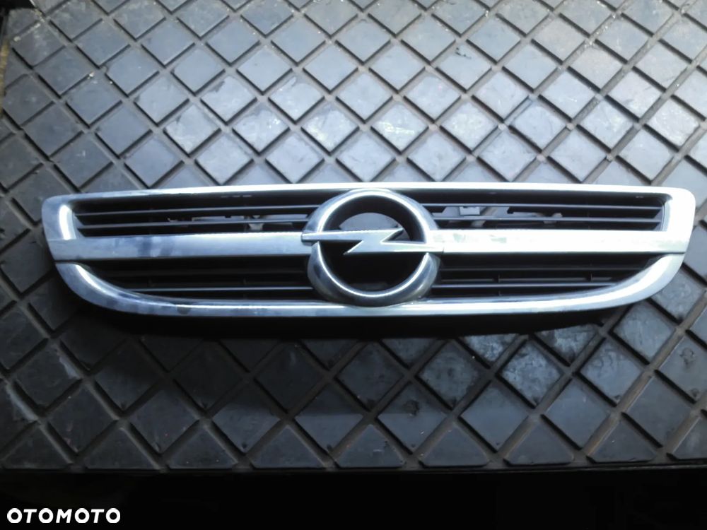 OPEL ZAFIRA A LIFT ATRAPA CHŁODNICY GRILL 24453538 - 1