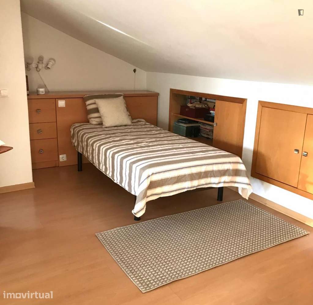 Quarto - localizado em Restelo Lisbon - Grande imagem: 5/18