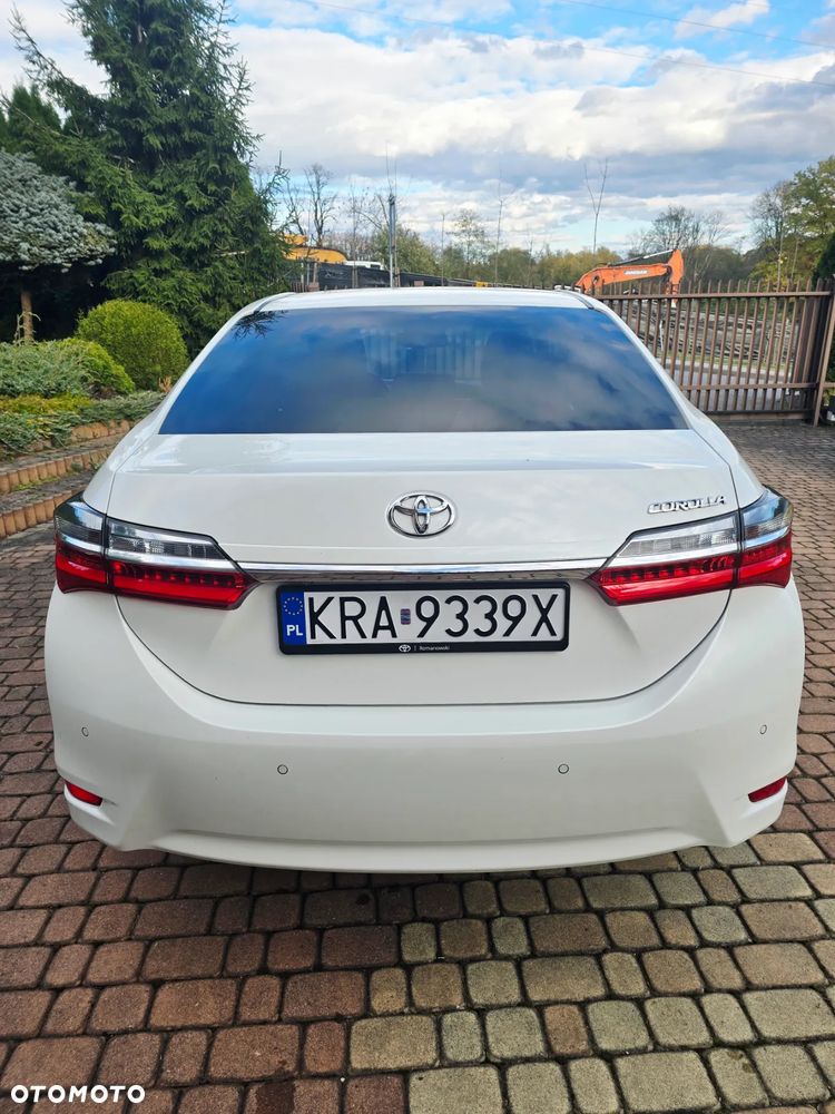 Toyota Corolla 1.6 Prestige EU6 - 7