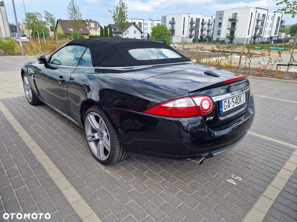 Jaguar XK - 12