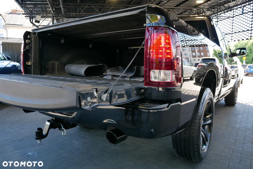 Dodge RAM - 33