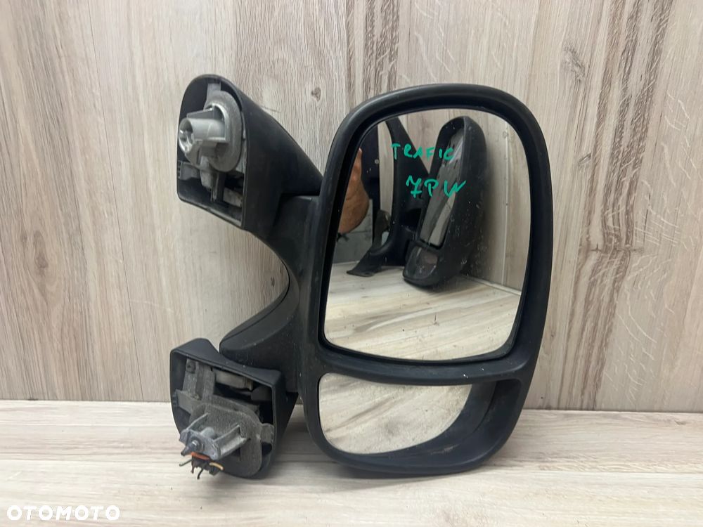LUSTERKO PRAWE OPEL VIVARO I 7PIN - 1