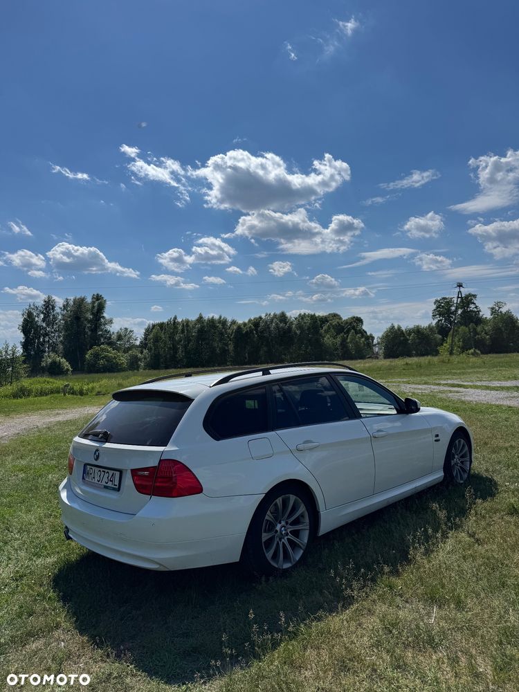 BMW Seria 3 320d - 5