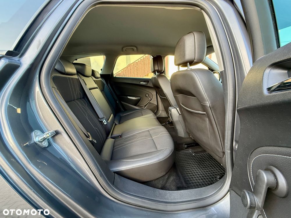 Opel Astra 1.7 CDTI Cosmo - 28