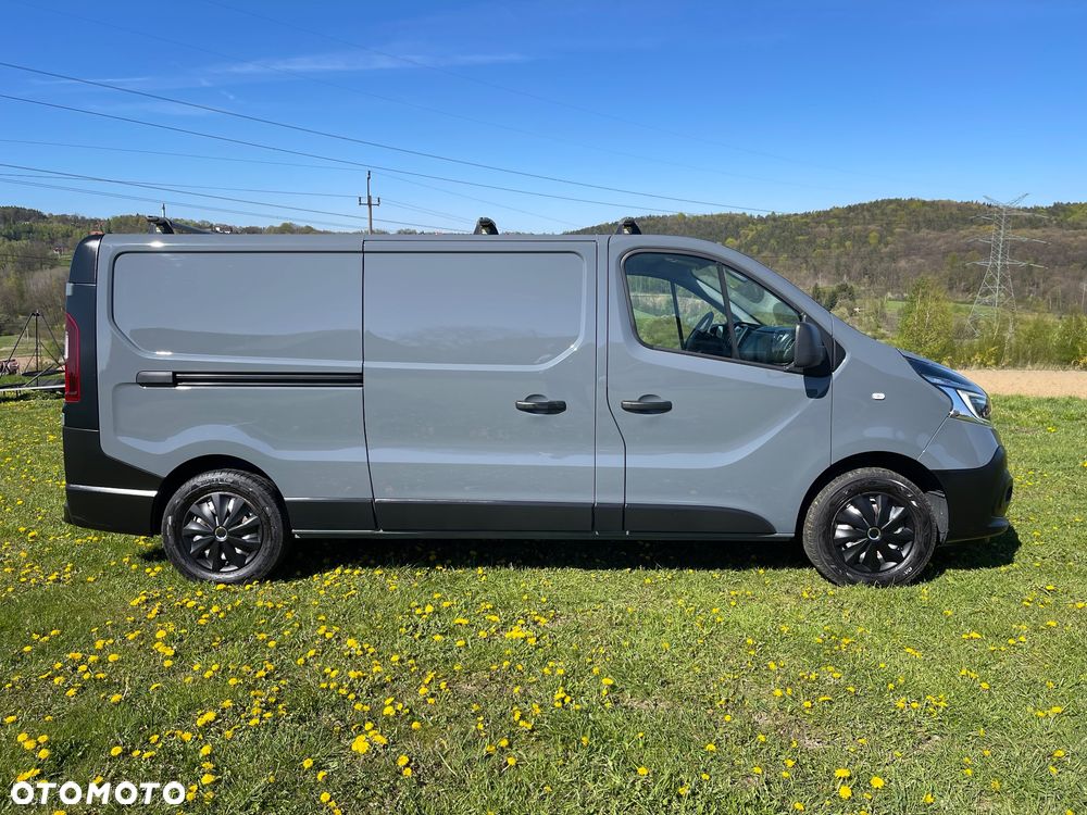 Renault Trafic - 2