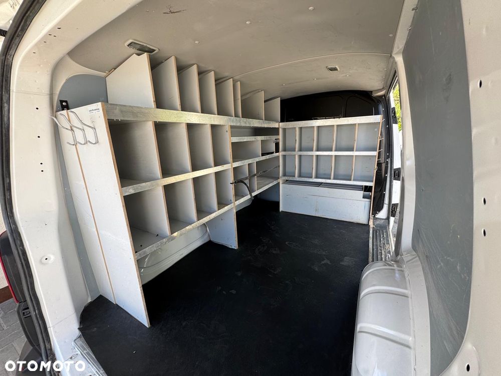 Volkswagen Transporter T6 - 15