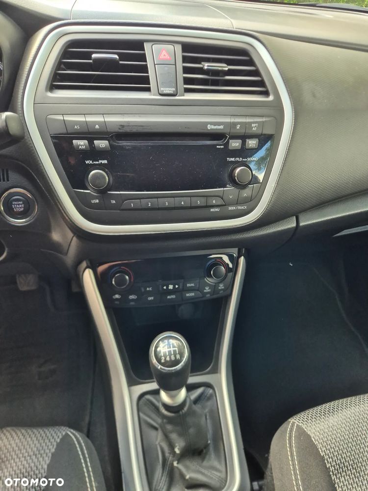 Suzuki SX4 S-Cross - 10