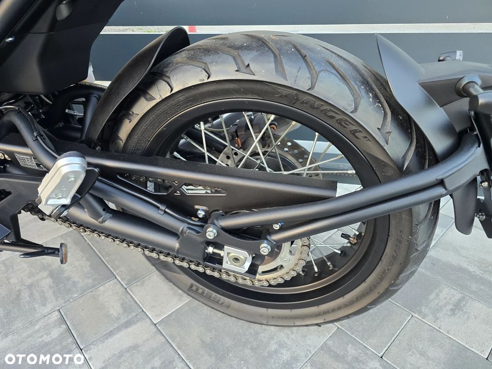 Brixton Crossfire - 20