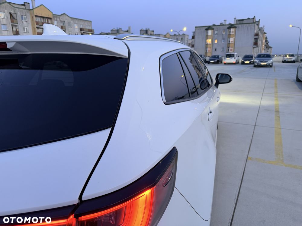 Toyota Corolla - 4