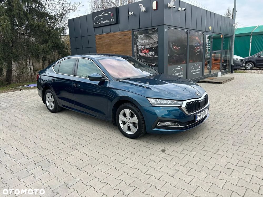 Skoda Octavia 2.0 TDI DSG Premium Edition - 1