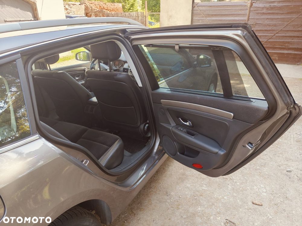 Renault Laguna 2.0 Bose Edition - 13