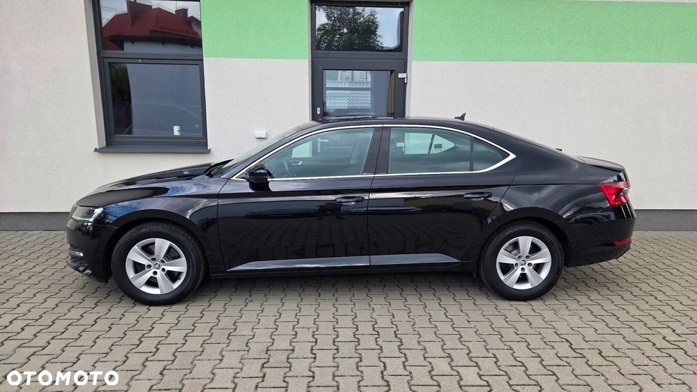 Skoda Superb 1.5 TSI Ambition DSG - 7