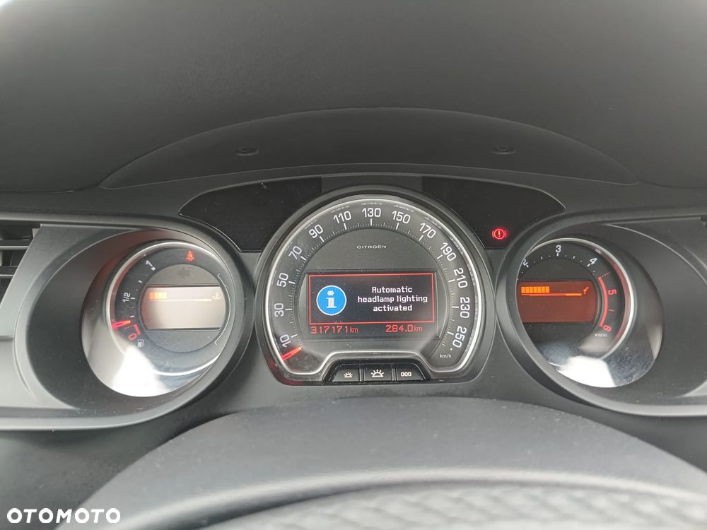 Citroën C5 2.0 HDi Exclusive - 20