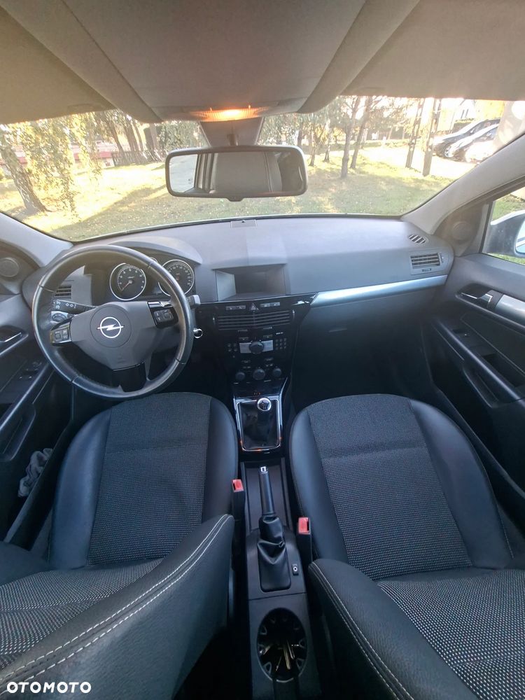 Opel Astra - 22