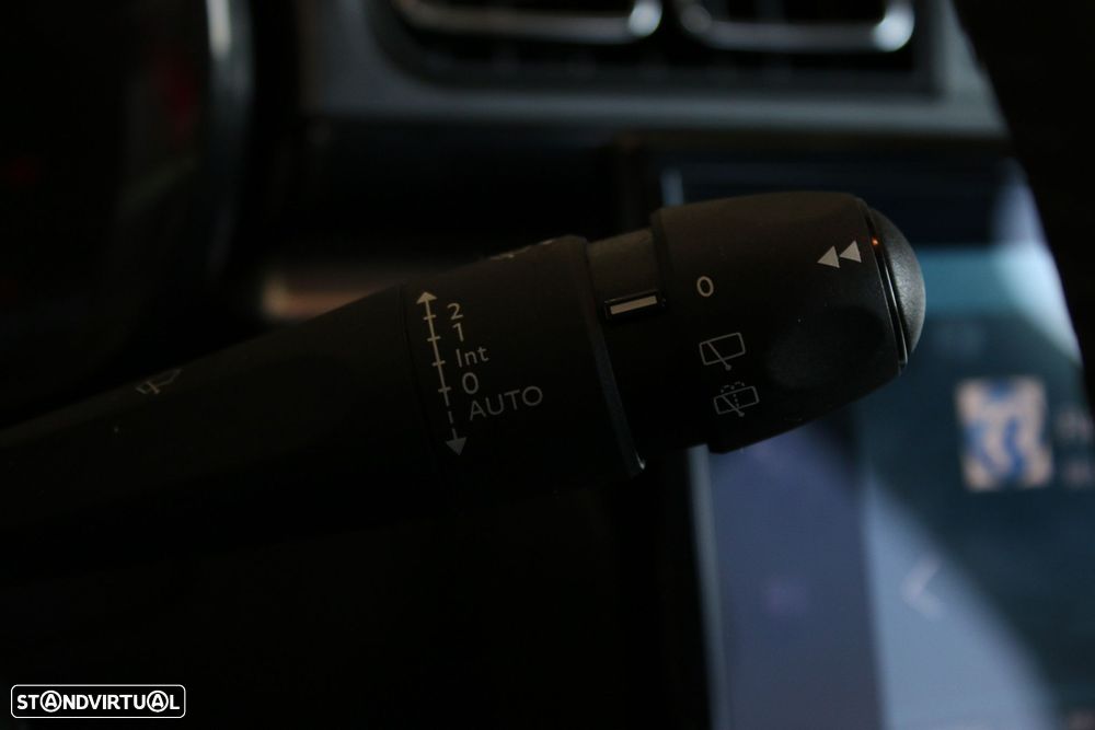 Citroën C3 1.2 PureTech Shine - 28