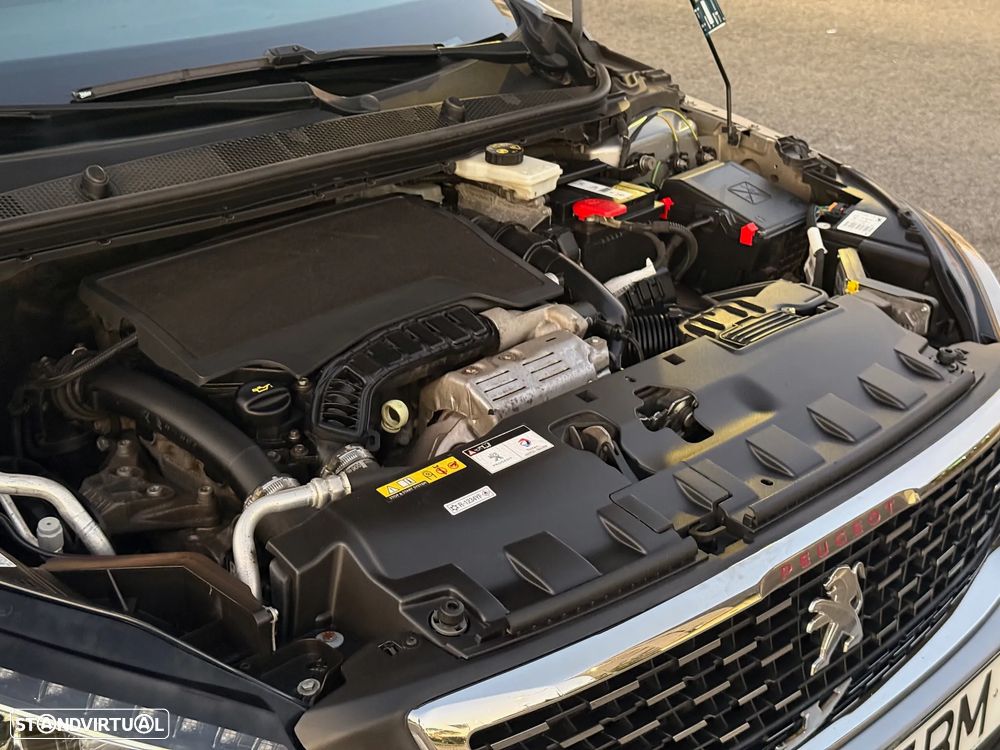 Peugeot 308 1.2 PureTech GT Line EAT8 - 19