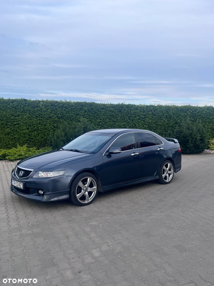 Honda Accord 2.0 Sport - 1