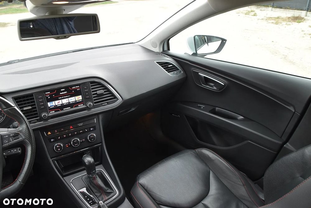 Seat Leon 2.0 TDI DPF DSG FR - 23