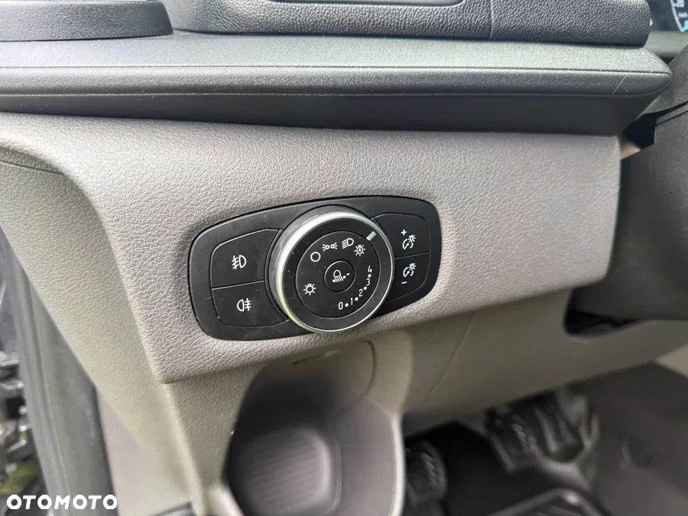 Ford Transit Custom - 16