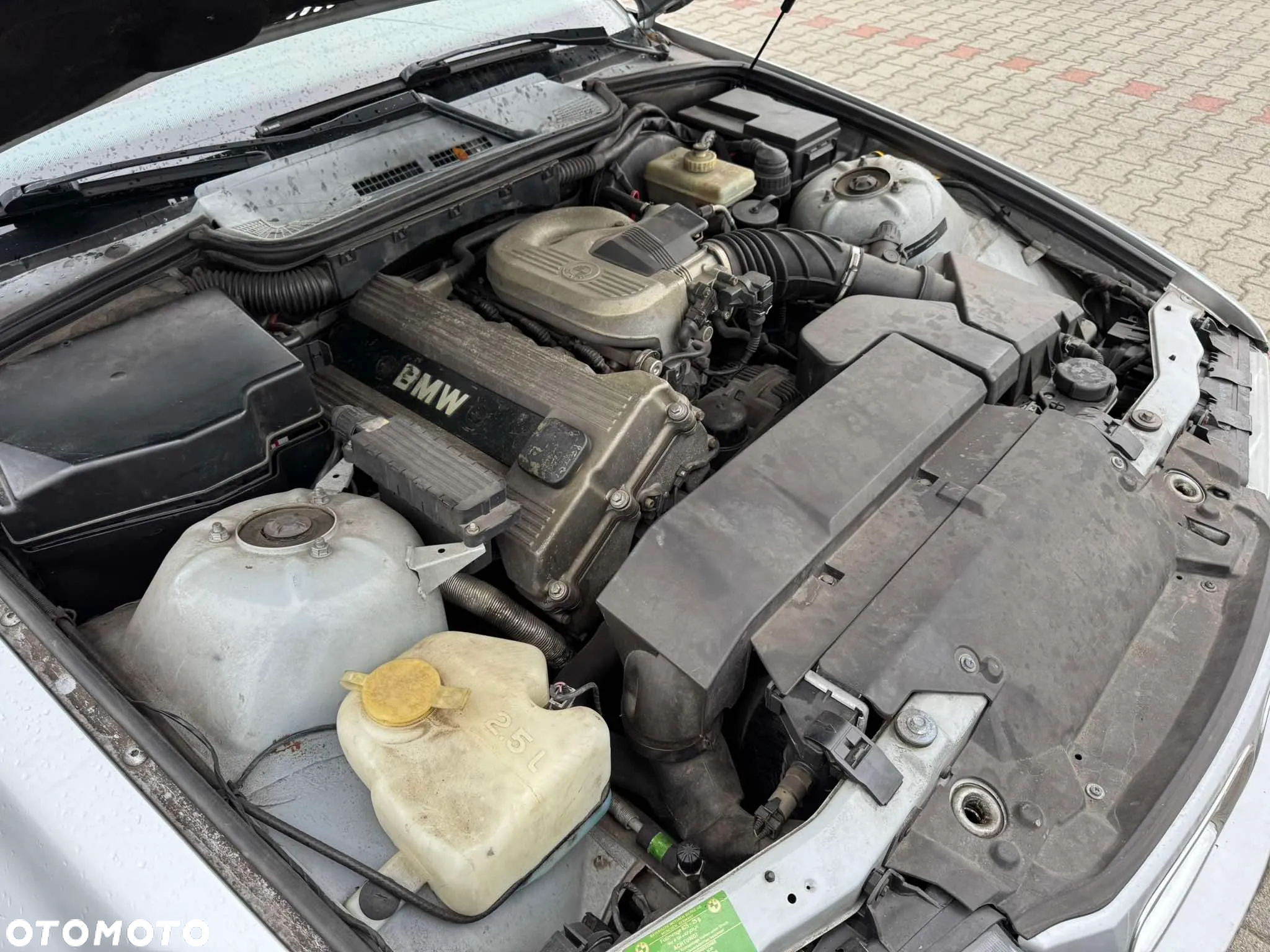BMW Seria 3 - 16