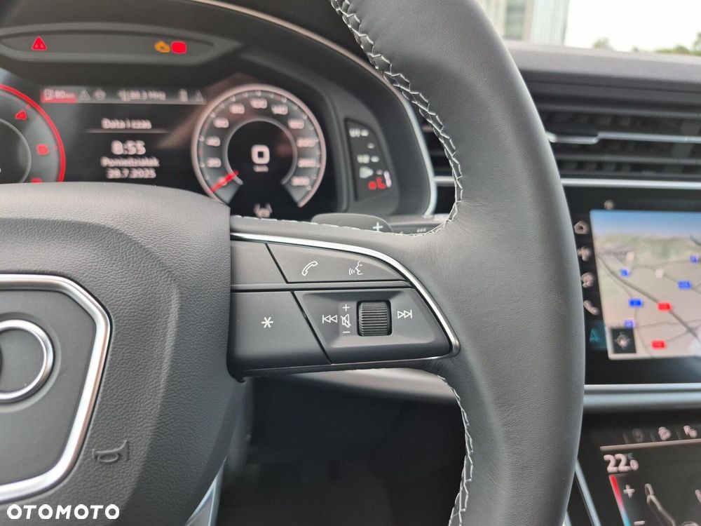 Audi Q8 - 30