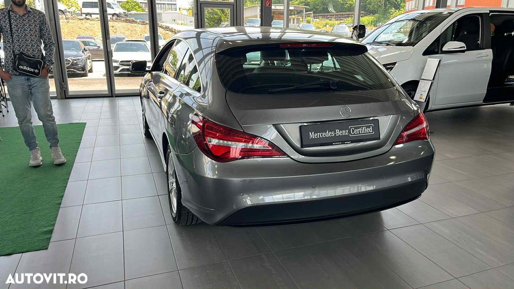 Mercedes-Benz CLA 200 d Shooting Brake 4MATIC Aut. - 3