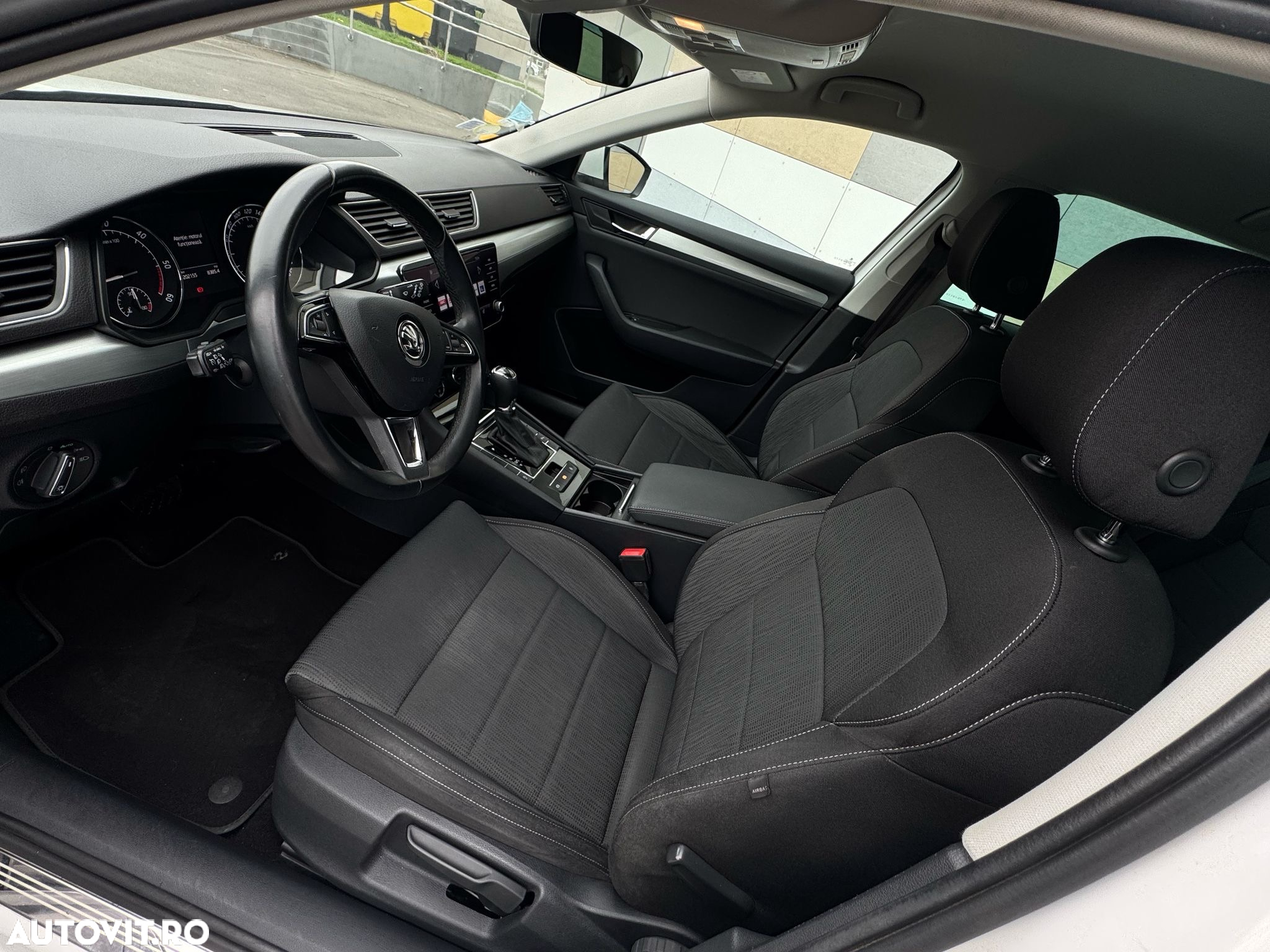 Skoda Superb 2.0 TDI DSG Style - 7