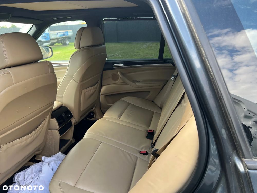 BMW X5 - 7